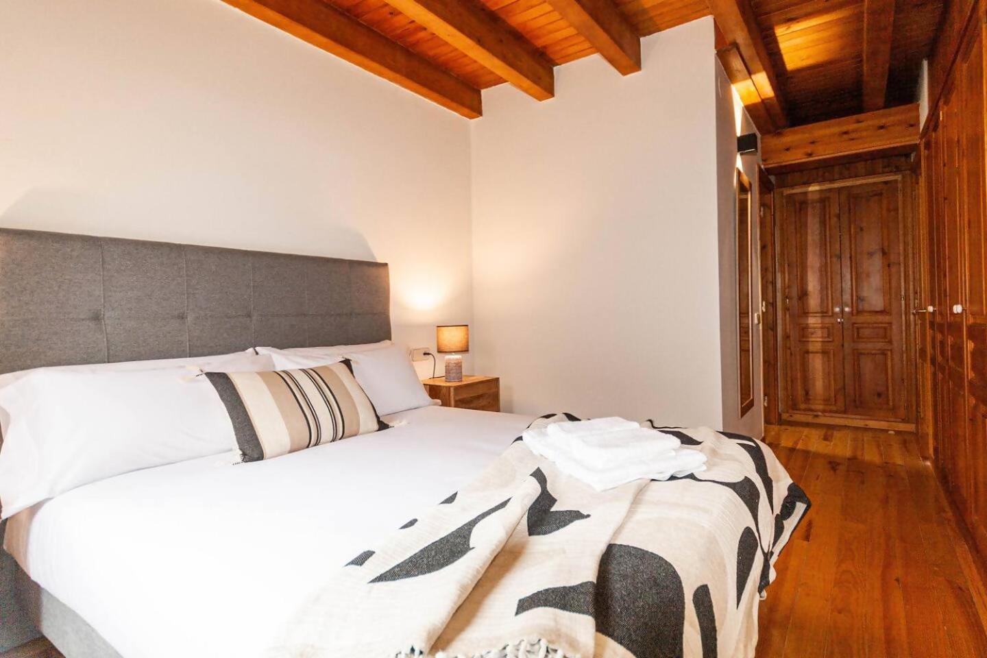 Espacioso Apartamento Con Jardin En Salardu Naut Aran Luaran gambar