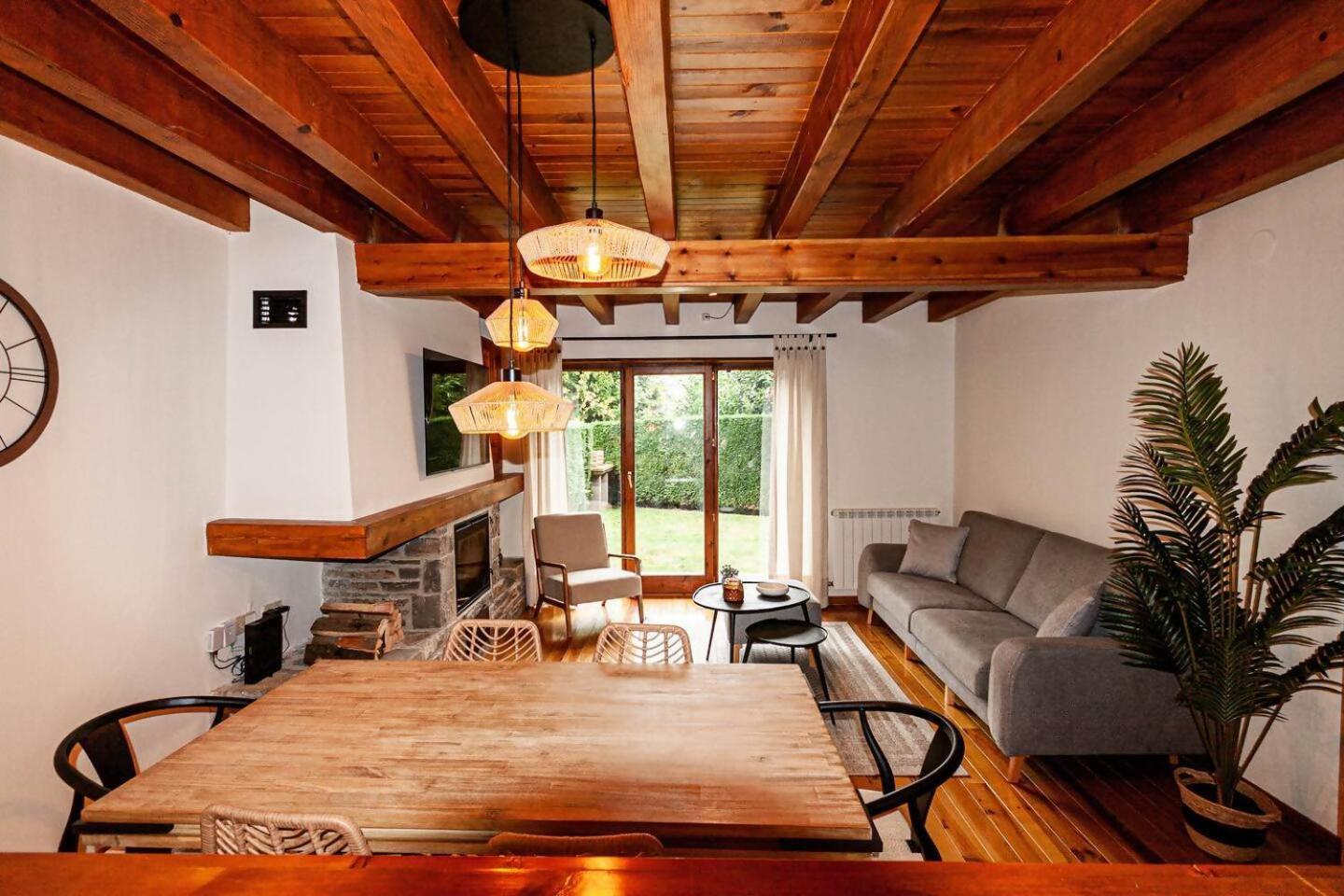 Espacioso Apartamento Con Jardin En Salardu Naut Aran Luaran gambar