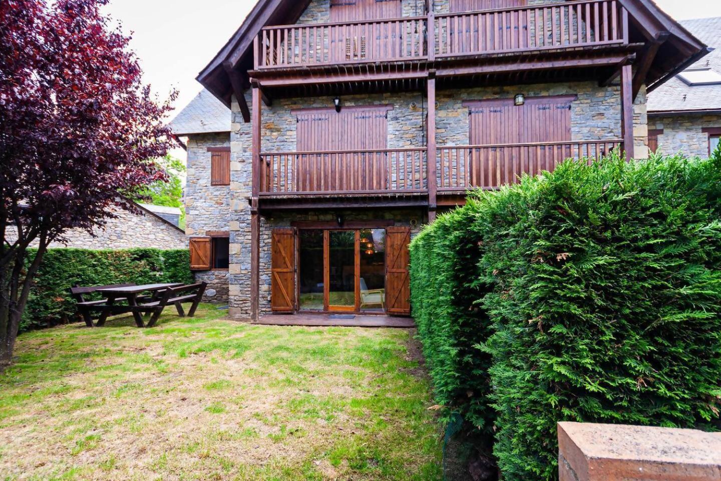Espacioso Apartamento Con Jardin En Salardu Naut Aran Luaran gambar